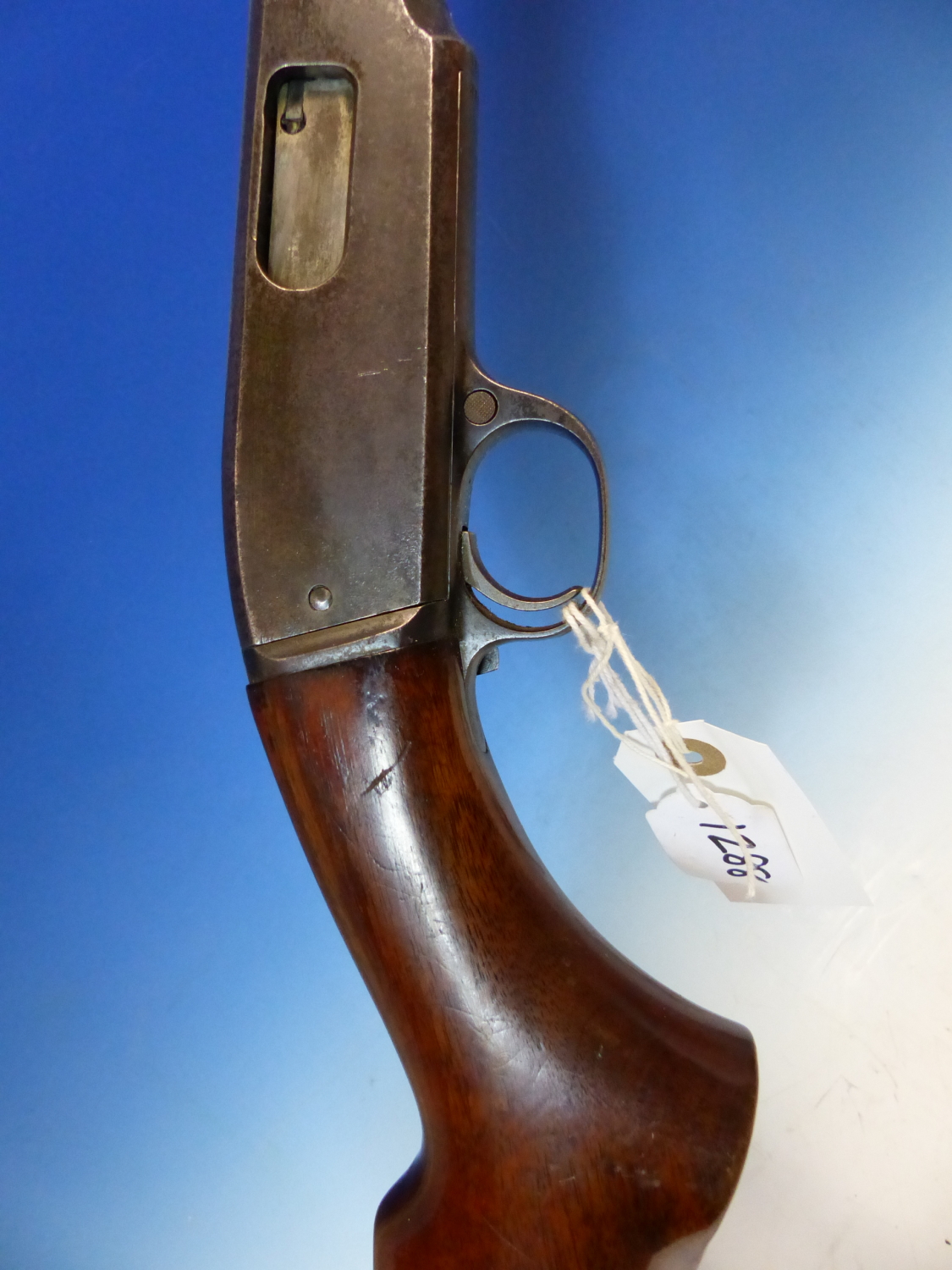 RIFLE- FAC REQUIRED, WINCHESTER M'61 PUMP ACTION .22LR SERIAL NUMBER 31729 ( STOCK NO.3436) - Image 4 of 25