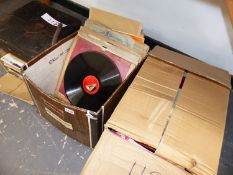 A QUANTITY OF 78 RPM RECORDS.