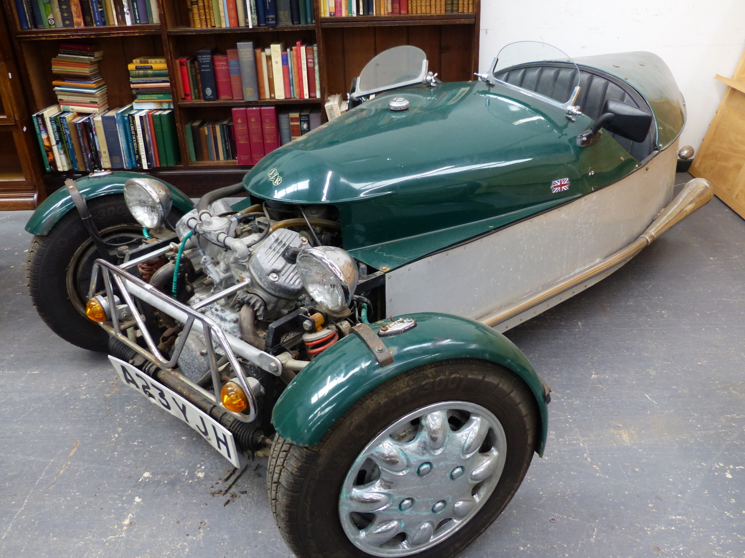 JZR /HONDA THREE WHEELER MORGAN DESIGN KIT CAR.-REGISTRATION NUMBER A23 YJH- FITTED WITH HONDA CX - Image 2 of 41