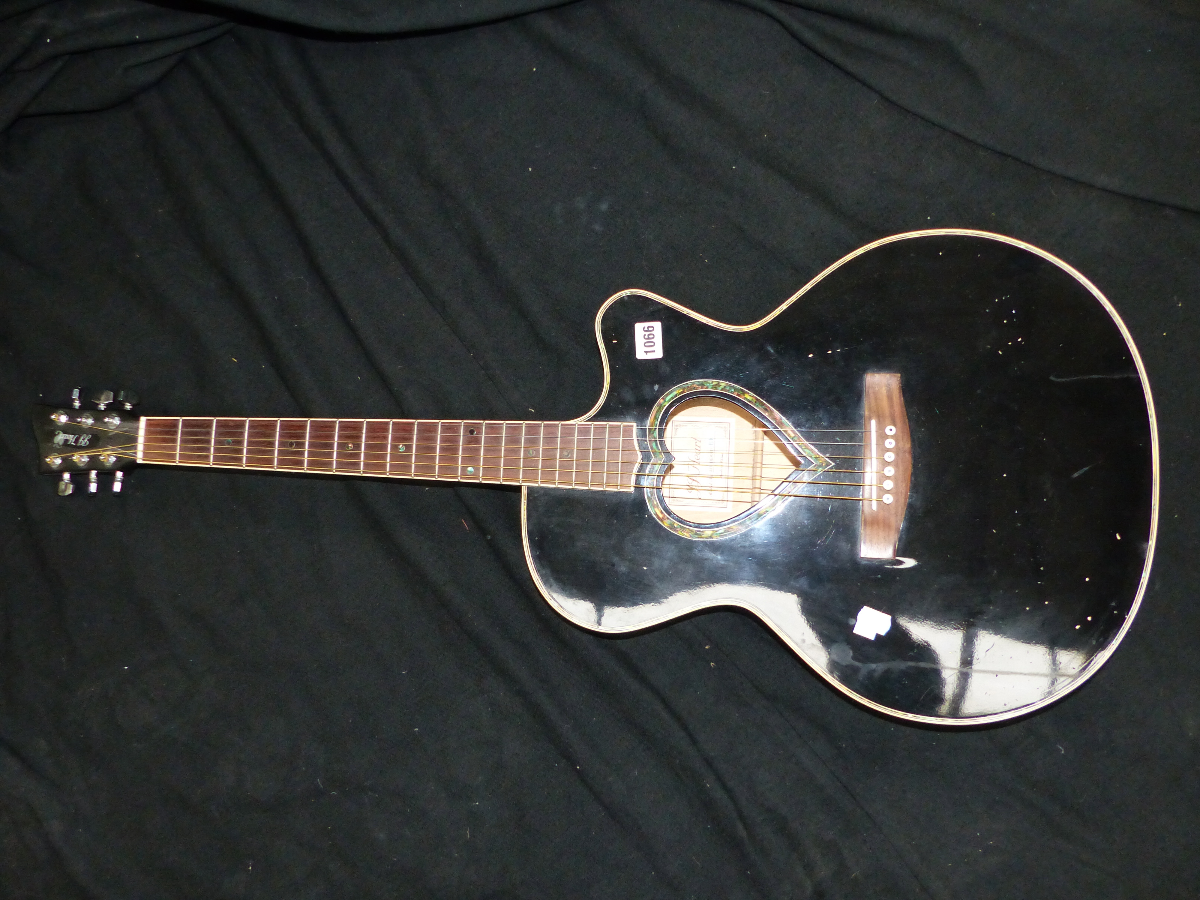 A JJ HEART ACCOUSTIC GUITAR, MODEL JJT-HEART/BK.