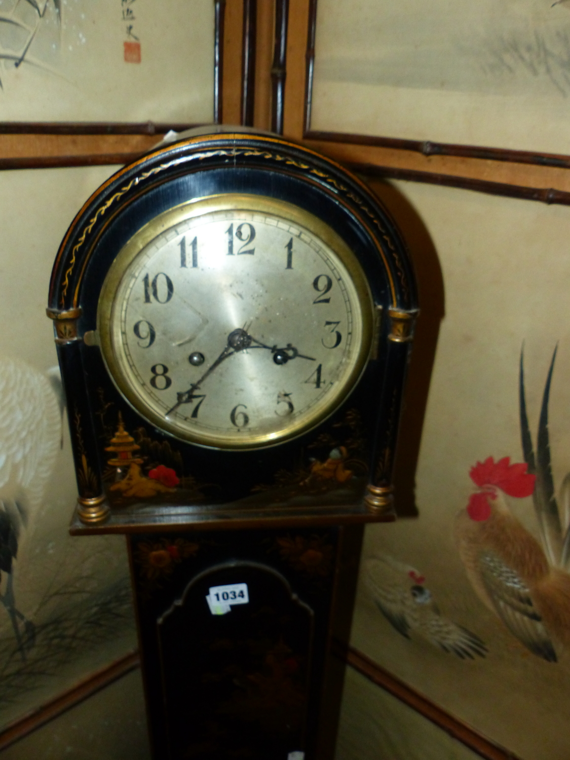 A CHINOISERIE PAINTED BLACK LACQUER GRANDMOTHER CLOCK WITH THE EMBEE MOVEMENT STRIKING ON A COILED - Image 5 of 10