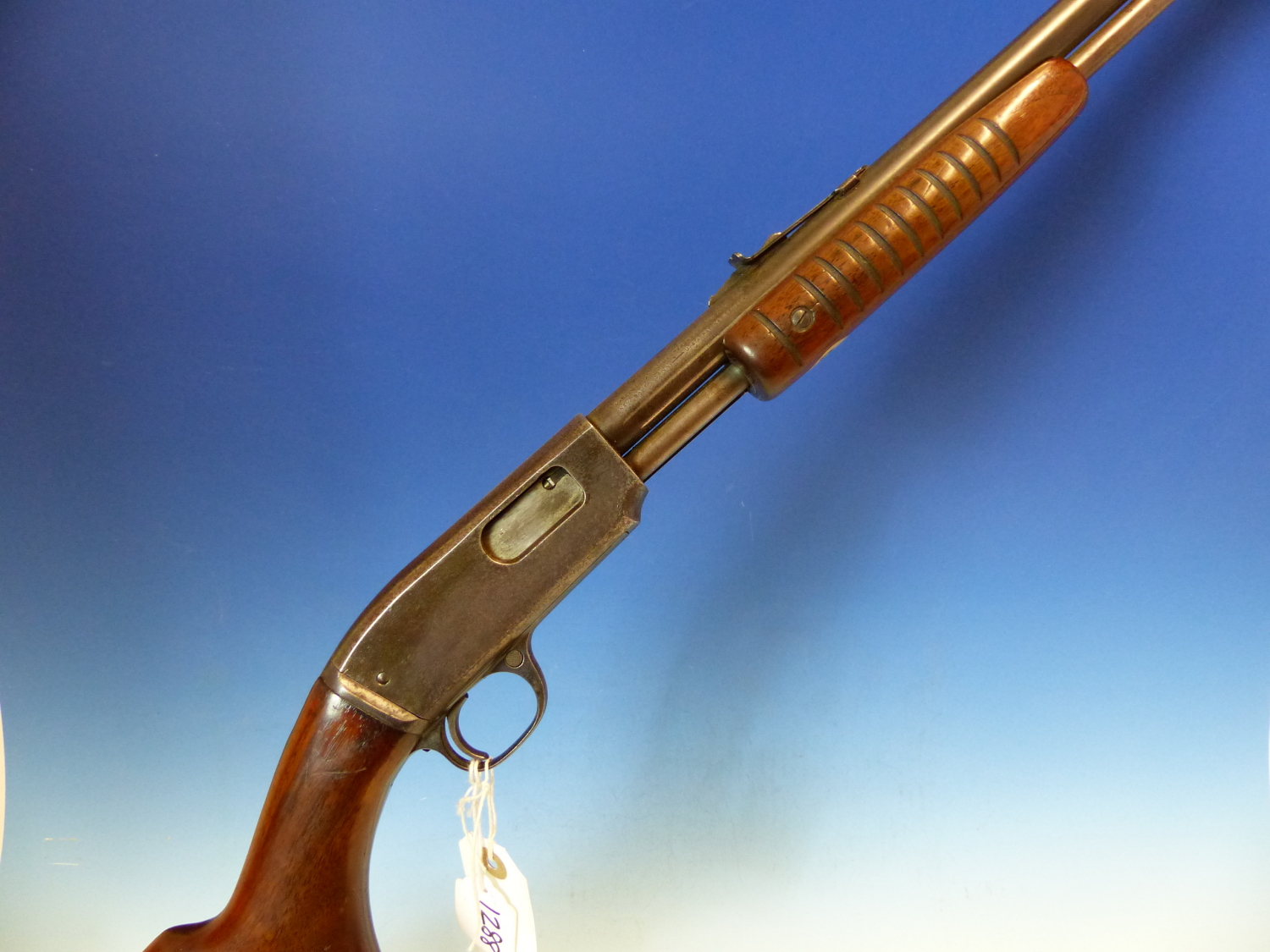 RIFLE- FAC REQUIRED, WINCHESTER M'61 PUMP ACTION .22LR SERIAL NUMBER 31729 ( STOCK NO.3436)