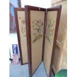 A VICTORIAN MAHOGANY FRAMED FOUR FOLD SCREEN WITH TAPESTRY PANELS. EACH PANEL W.64 x H.153cms.