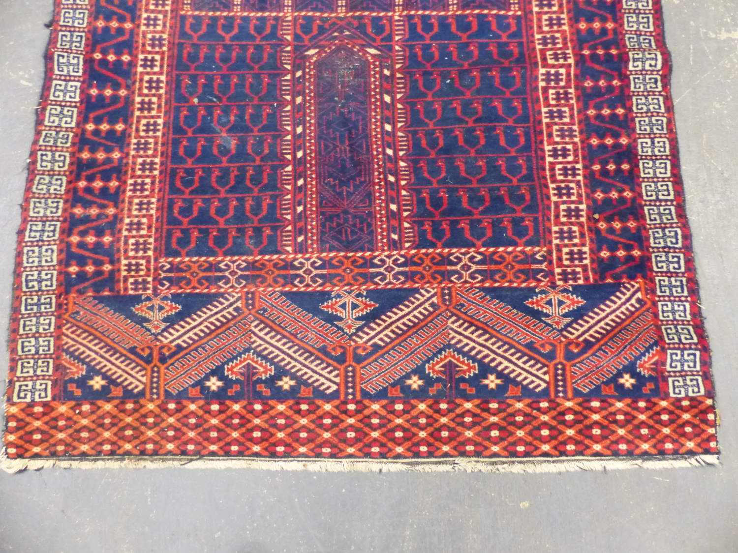 AN ANTIQUE PERSIAN TRIBAL RUG 133 x 90cms. TOGETHER WITH AN ORIENTAL RUG OF TURKOMAN DESIGN AND A - Image 3 of 15