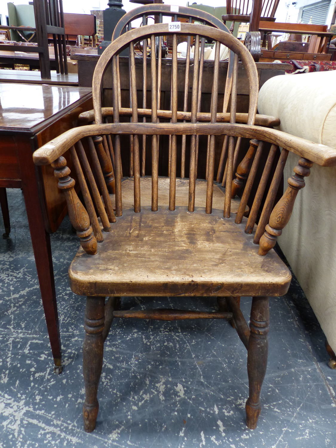 TWO OAK AND ELM WINDSOR CHAIRS WITH ROUND ARCH HOOPS SUPPORTING THE STICK BACKS AND FORMING THE ARMS - Image 2 of 8