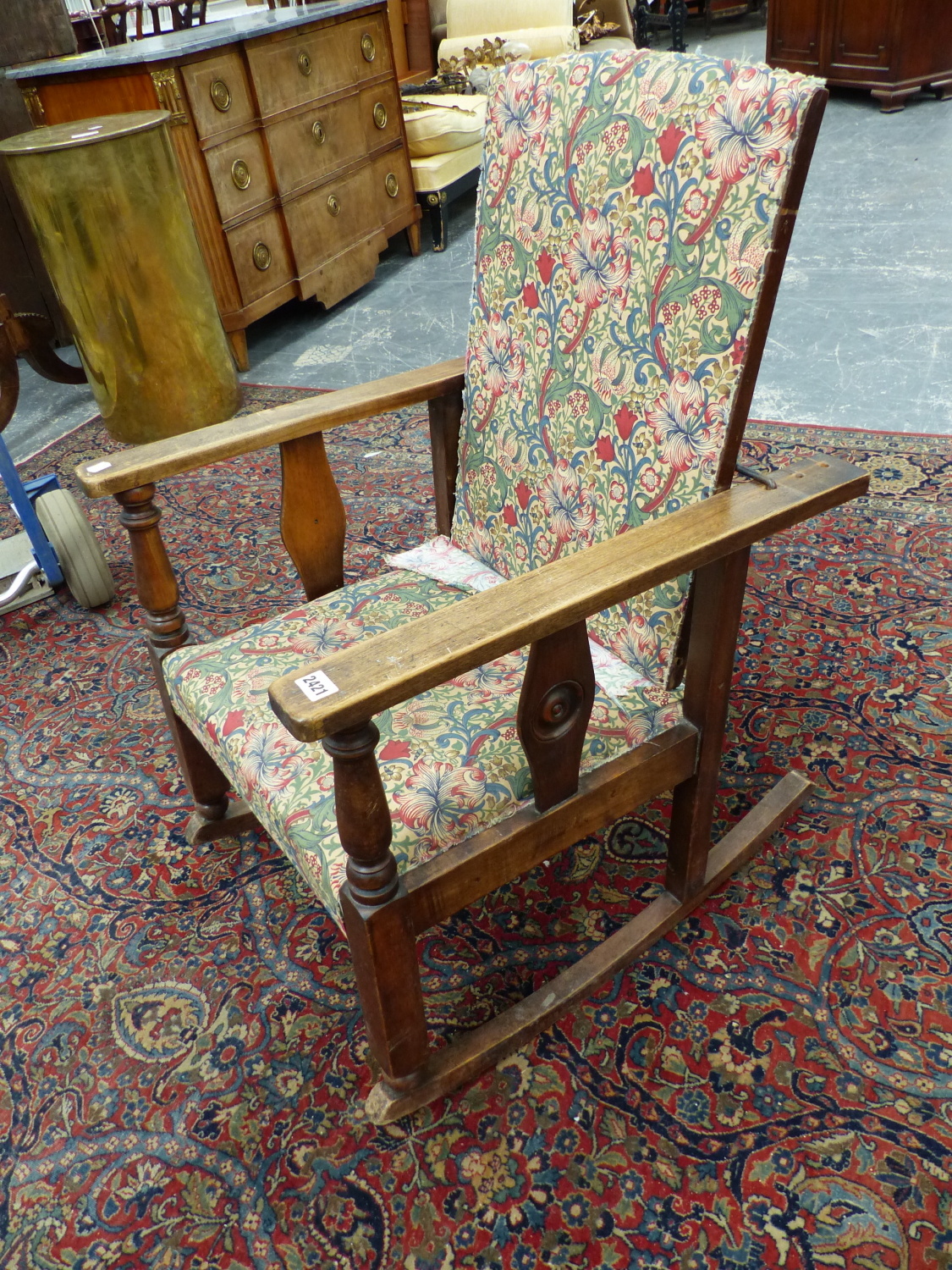 A MORRIS TYPE RECLINING BACK ROCKING ARMCHAIR. - Image 2 of 4