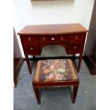 A BESPOKE GEORGIAN STYLE MAHOGANY AND INLAID BOW FRONT DRESSING TABLE WITH FIVE DRAWERS TOGETHER