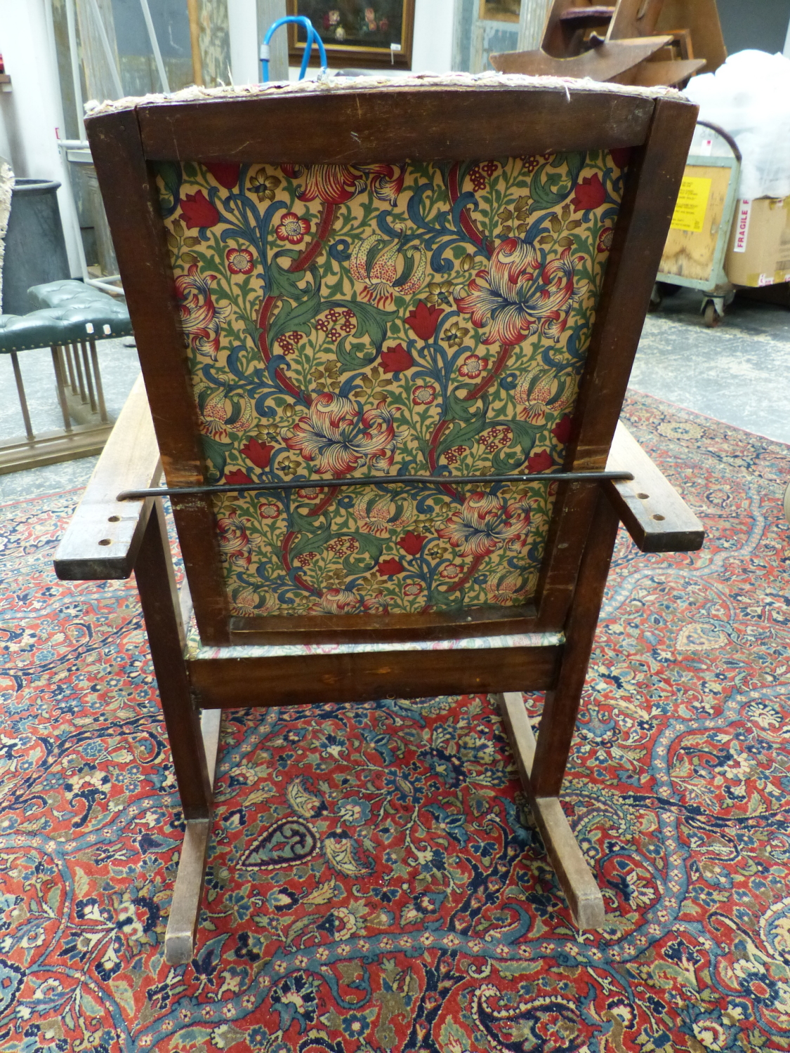 A MORRIS TYPE RECLINING BACK ROCKING ARMCHAIR. - Image 3 of 4