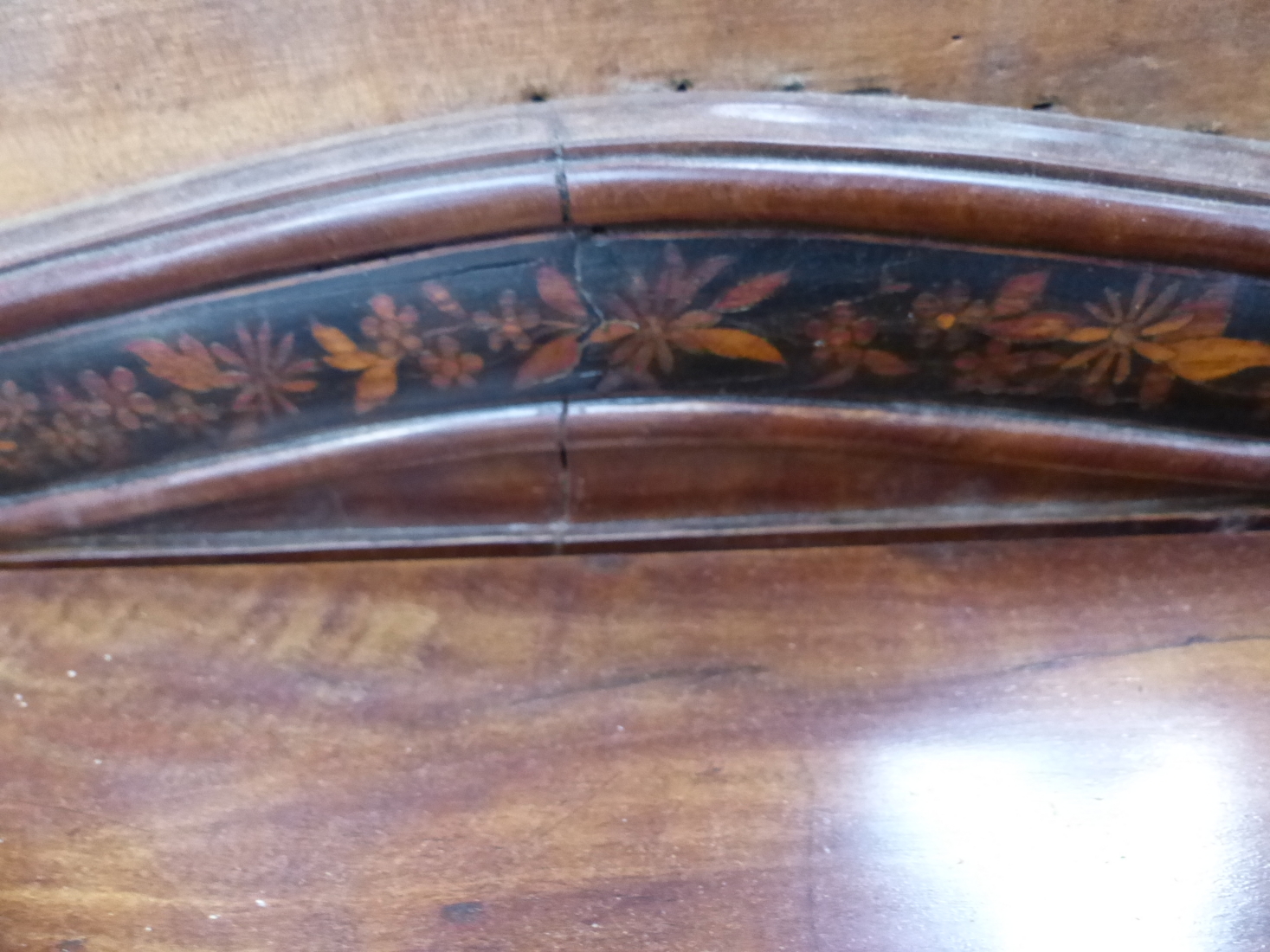 A 19th.C.OLIVE WOOD AND INLAID FIRESCREEN WITH FOLD DOWN WRITING SURFACE. - Image 12 of 12