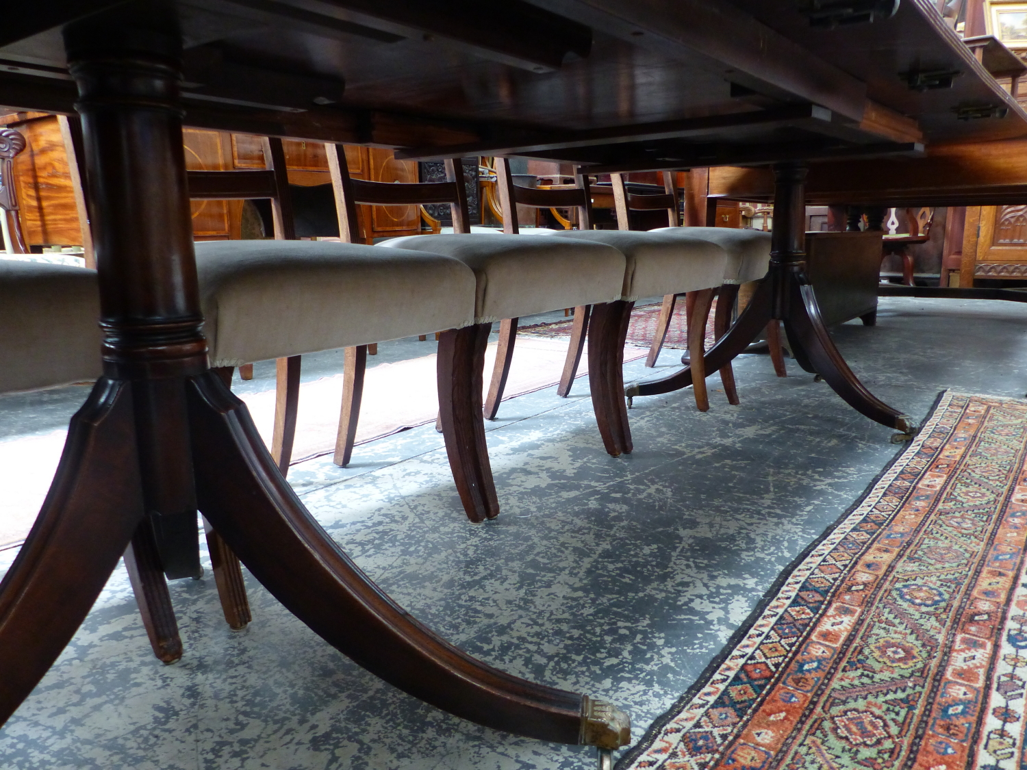 A GOOD ANTIQUE AND LATER MAHOGANY TWIN PEDESTAL DINING TABLE COMPLETE WITH ADDITIONAL LEAF. L.228 - Image 13 of 13