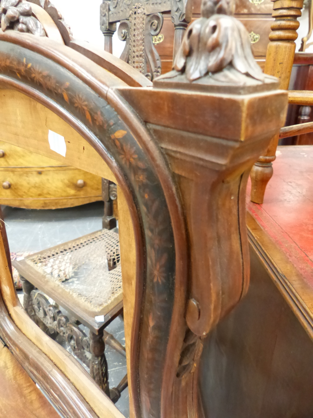 A 19th.C.OLIVE WOOD AND INLAID FIRESCREEN WITH FOLD DOWN WRITING SURFACE. - Image 9 of 12