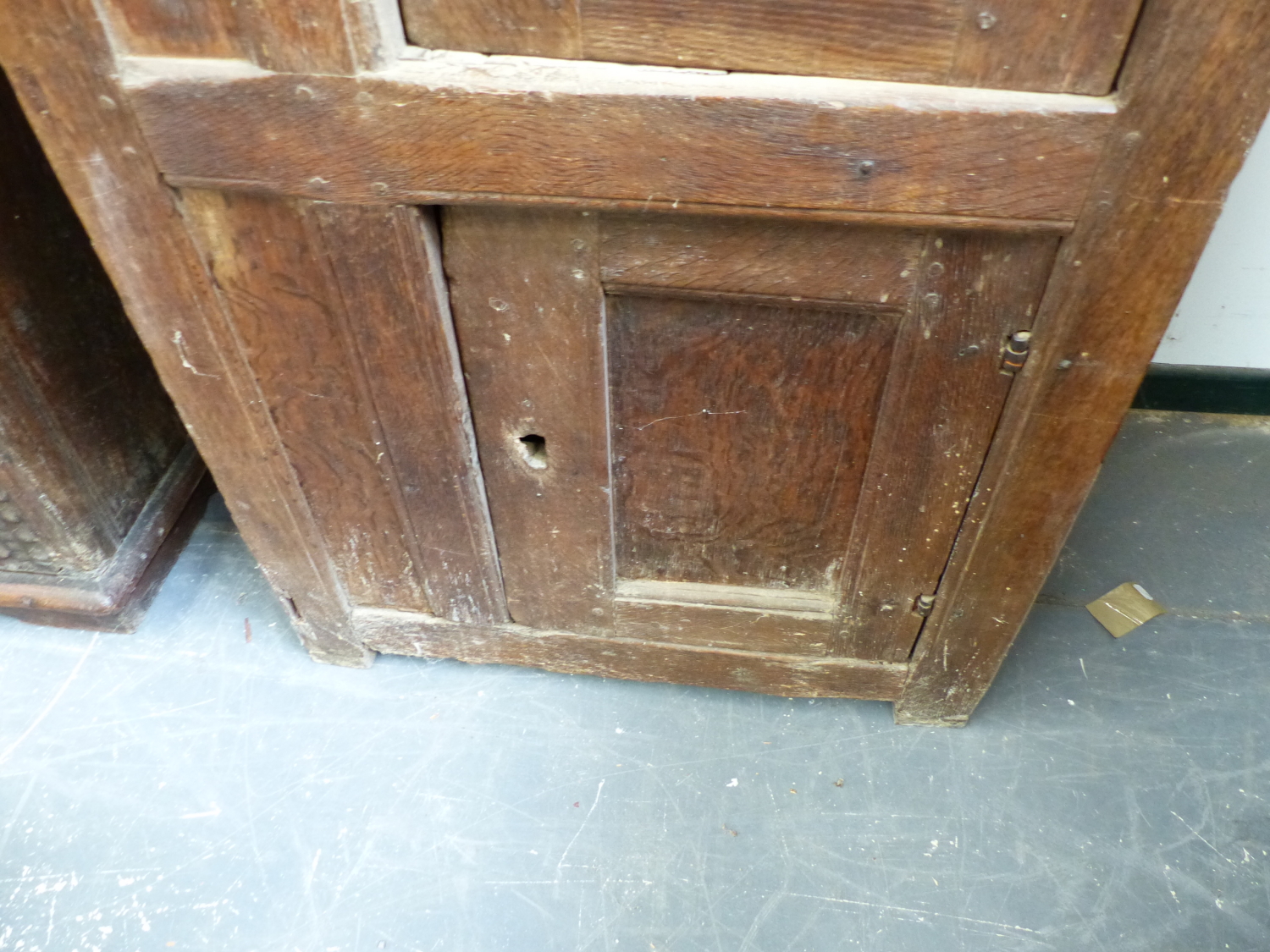 AN 18th.C.AND LATER DUTCH OAK HALL CABINET WITH THREE PANEL DOORS. W.75 x D.55 x H.186cms. - Image 5 of 8