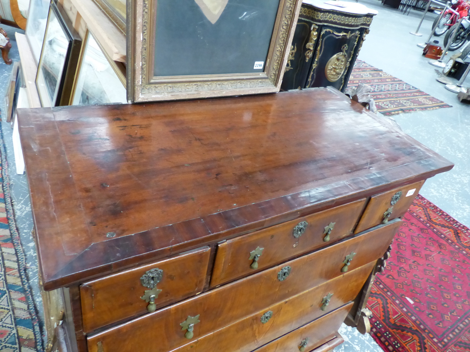AN 18th.C. AND LATER WALNUT CHEST OF THREE SHORT AND THREE LONG GRADUATED DRAWERS ON SHAPED PLINTH - Image 4 of 13