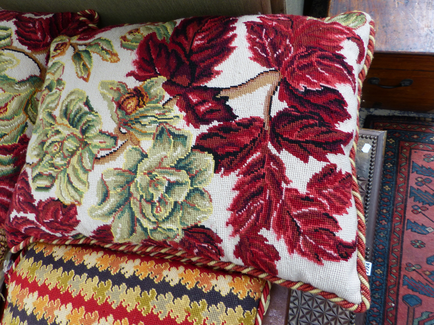 SIX NEEDLEPOINT SCATTER CUSHIONS. - Image 4 of 10