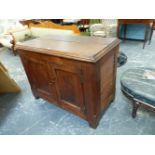 A 19th.C.CONTINENTAL OAK SIDE CABINET WITH LOUVRE PANEL SIDES. W.118 x D.64 x H.911cms.