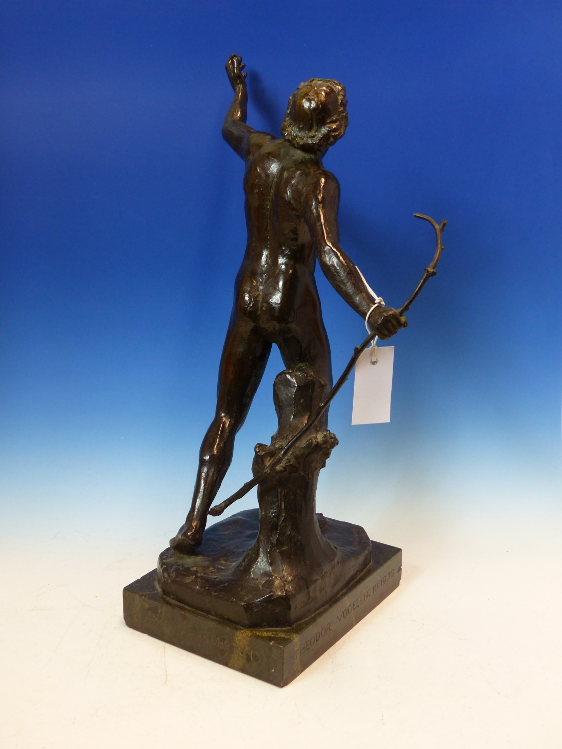 ROBERT CAUER. B.1863. DARMSTADT. SURSAM CORDA A BRONZE NUDE MAN WITH A STICK IN HIS RIGHT HAND AND - Image 14 of 19