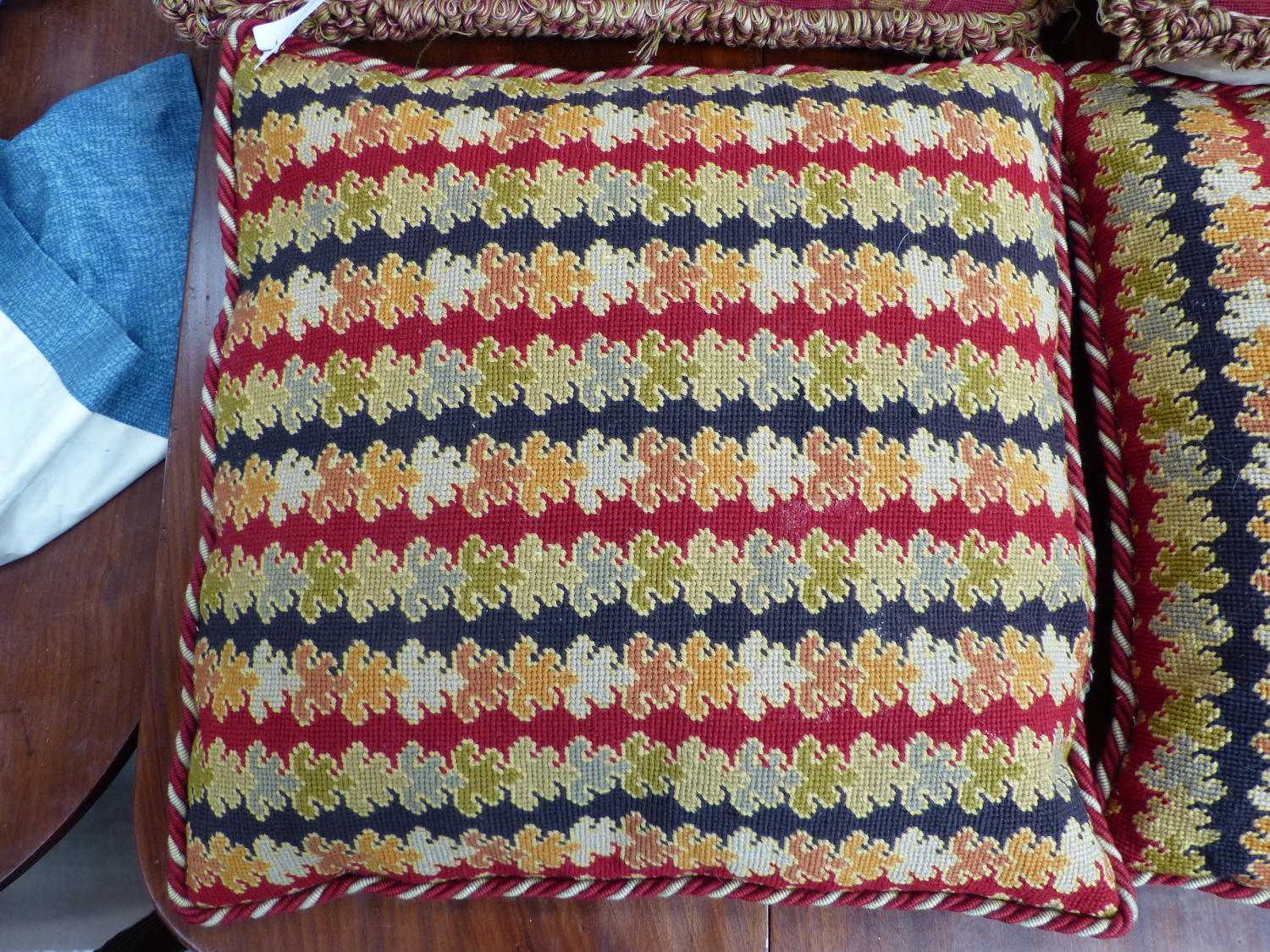 SIX NEEDLEPOINT SCATTER CUSHIONS. - Image 2 of 10