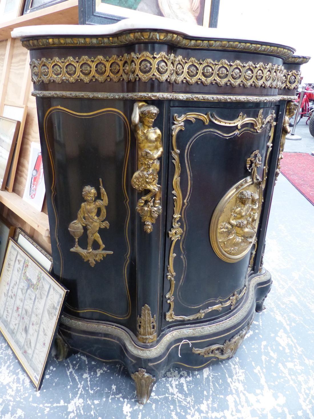 A FRENCH 19th.C.EBONISED ORMOLU MOUNTED MARBLE TOP CABINET, SERPENTINE FORM WITH FIGURAL MOUNTS - Image 3 of 15