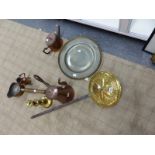 A SMALL COLLECTION OF ANTIQUE AND LATER METALWARE INCLUDING A BRASS WARMING PAN, A PEWTER CHARGER