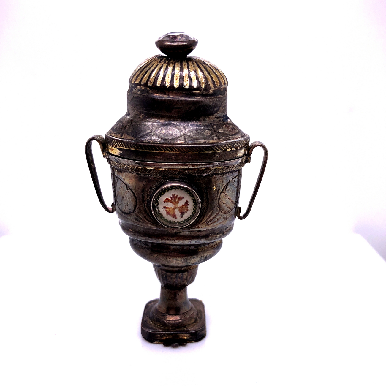 AN INTERESTING 18TH/19TH CENTURY WHITE METAL MINIATURE URN, THE HINGED TOP INSET WITH CUT STONE - Image 10 of 10