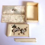 AN ANTIQUE JAPANESE IVORY SMALL BOX , THE LID INLAID WITH MOTHER OF PEARL TOGETHER WITH TWO GAMING