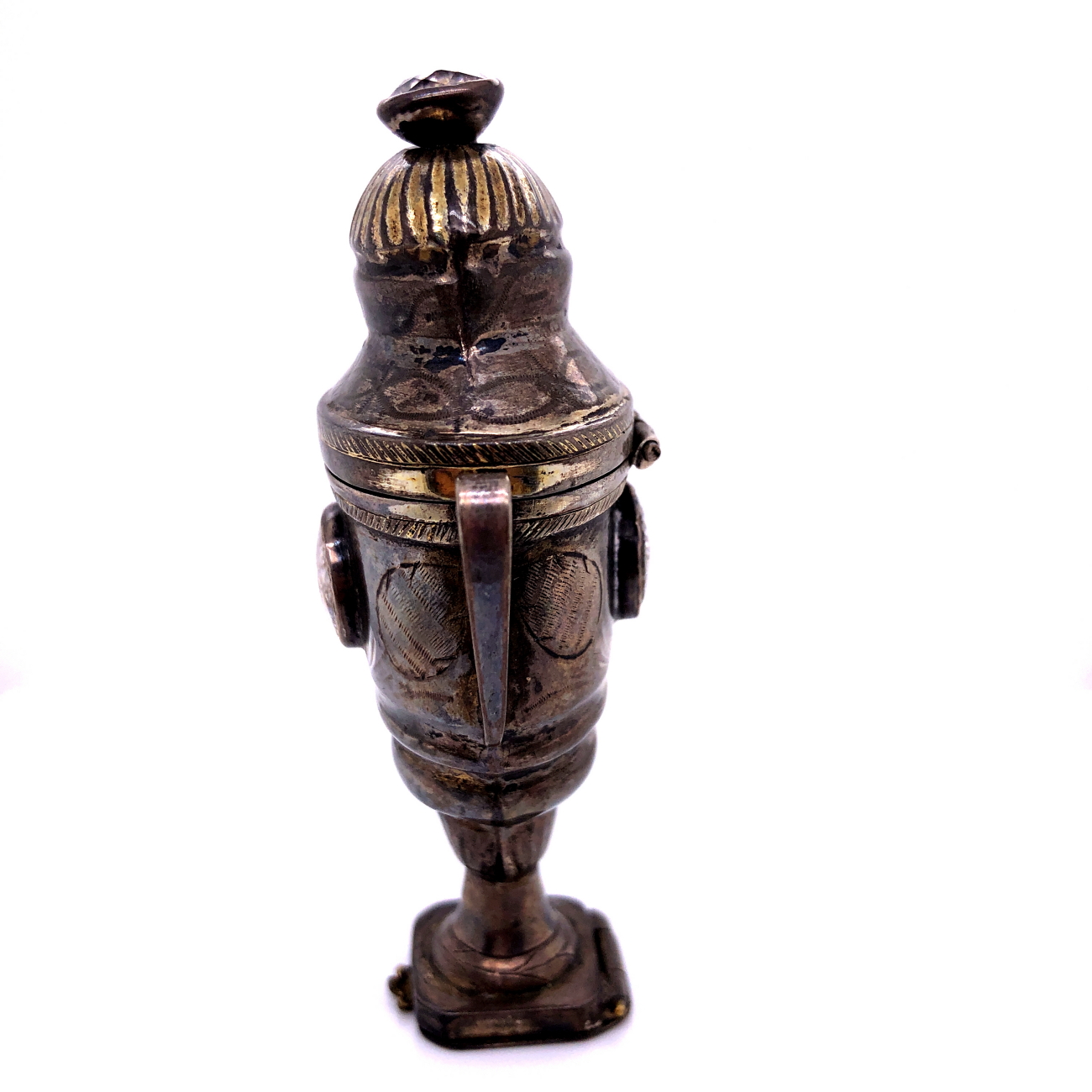 AN INTERESTING 18TH/19TH CENTURY WHITE METAL MINIATURE URN, THE HINGED TOP INSET WITH CUT STONE - Image 9 of 10