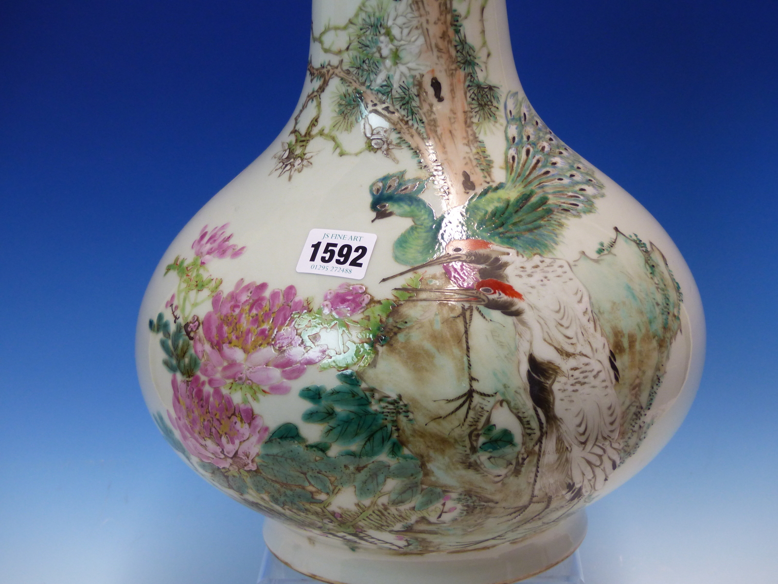 A CHINESE BOTTLE VASE PAINTED ON ONE SIDE WITH A PEACOCK AND TWO CRANES AMONGST FLOWERS AND WITH - Image 4 of 13