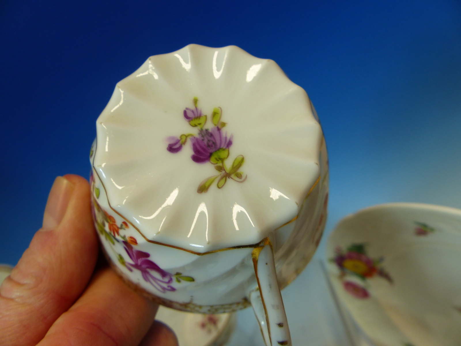 A COLLECTION OF DRESDEN FLORAL TEA WARES, A PAIR OF ROSENTHAL FLORAL PLATES AND TWO OTHERS ENGLISH. - Image 5 of 10