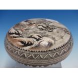 A CHINESE CIRCULAR COVERED BOX, DECORATED WITH A WINTER LANDSCAPE AND INSCRIPTION, CHARACTER MARK