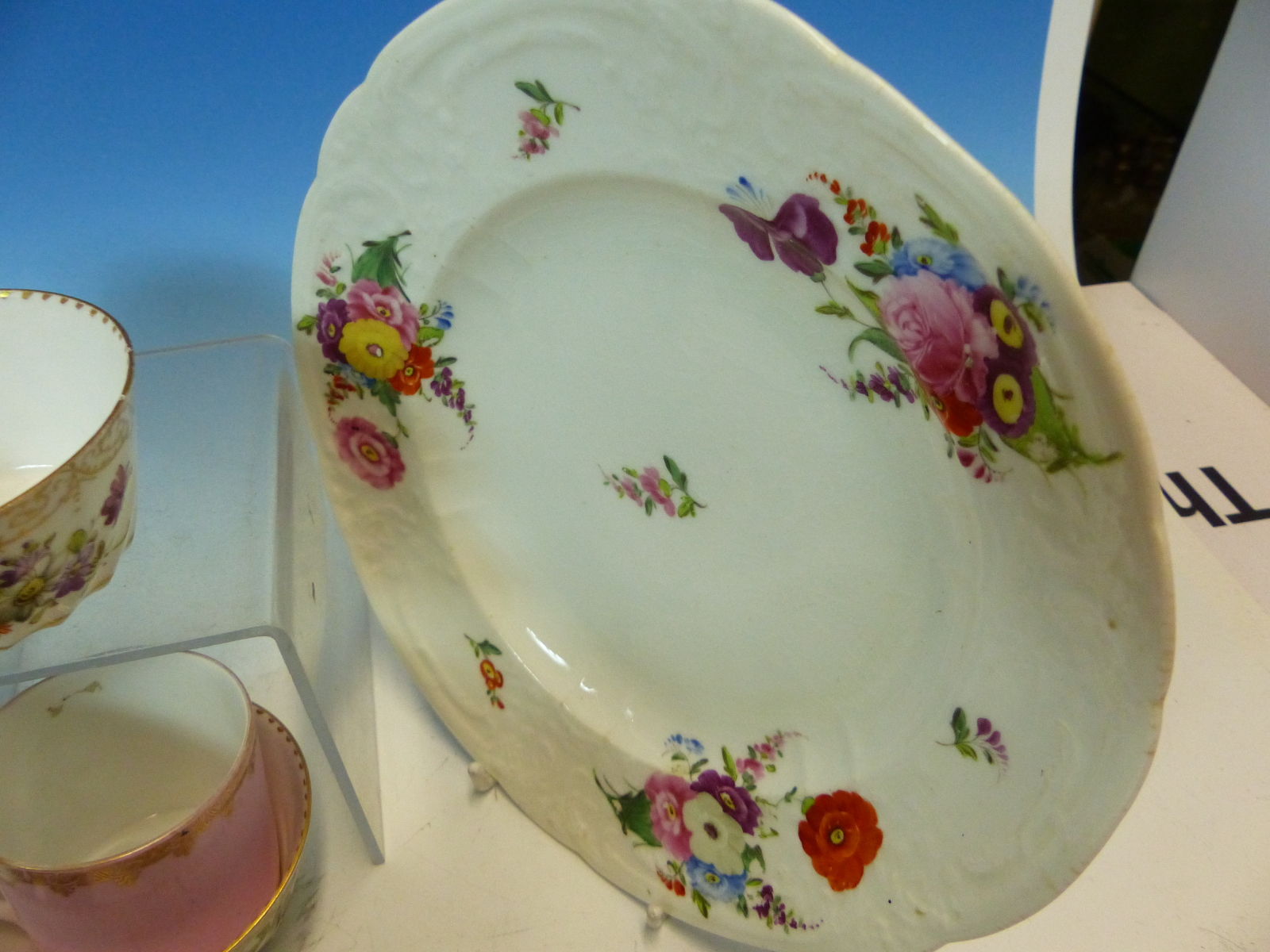 A COLLECTION OF DRESDEN FLORAL TEA WARES, A PAIR OF ROSENTHAL FLORAL PLATES AND TWO OTHERS ENGLISH. - Image 6 of 10