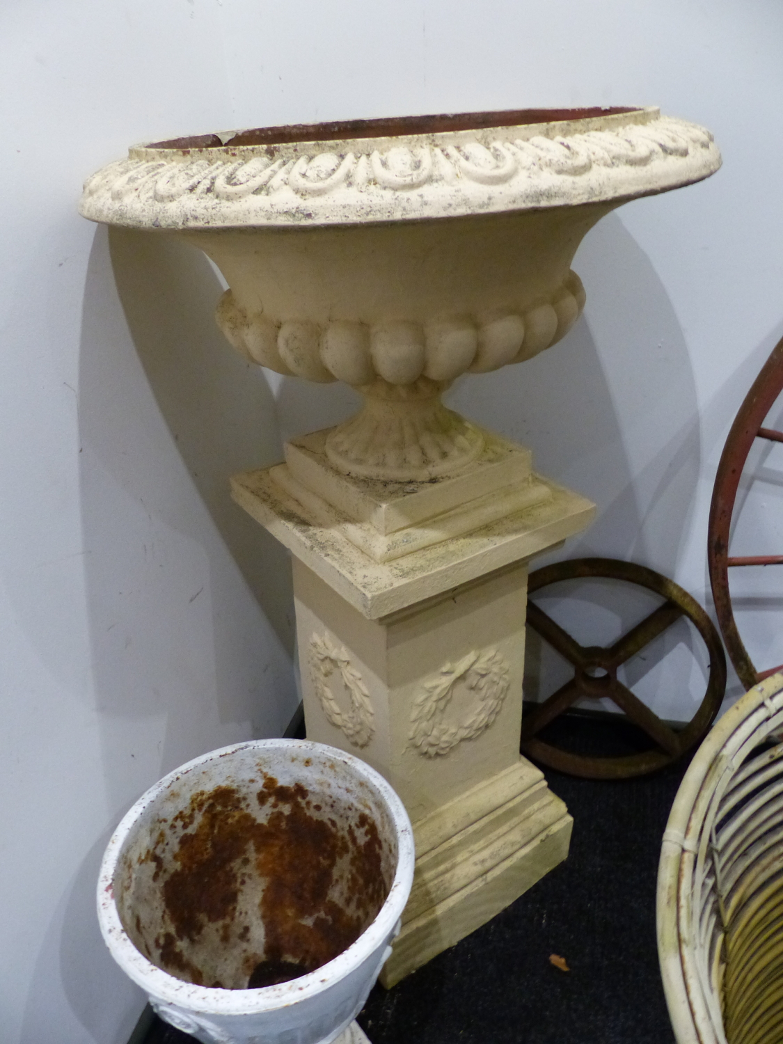 A SET OF FOUR PAINTED TERRACOTTA TERRACE URNS RAISED ON STEPPED SQUARE FORM PEDESTALS. Dia.73 x H. - Image 5 of 8