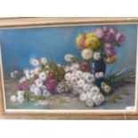 EARLY 20th.C.CONTINENTAL SCHOOL. A FLORAL STILL LIFE, OIL ON CANVAS. 73 x 116cms.