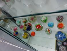 SEVENTEEN GLASS FLORAL PAPER WEIGHTS.