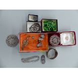 JEWELLERY TO INCLUDE A SILVER BANGLE, A SOLID SILVER CURB BRACELET, VINTAGE DRESS CLIPS, BEADS,