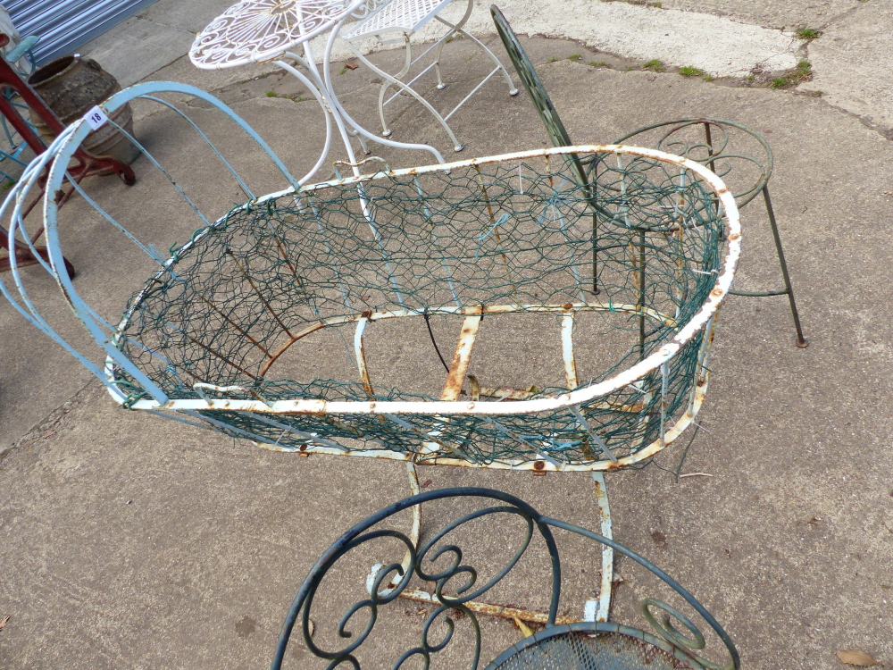 VARIOUS WROUGHT IRON PATIO FURNITURE AND A VINTAGE WROUGHT IRON CRADLE. - Image 3 of 5