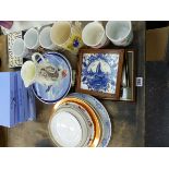 SEVEN BOXED WEDGEWOOD PLATES, A ROYAL WORCESTER SHAKESPEARE COMMEMORATIVE JUG AND OTHER CHINA WARES.