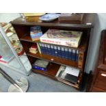 A SMALL MAHOGANY BOOK CASE.