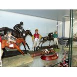 A COLLECTION OF HORSERACING FIGURINES AND COLLECTORS PLATES.