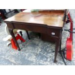 AN 18TH C. MAHOGANY FOLD OVER TEA TABLE.