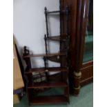 AN EDWARDIAN MAHOGANY WALL SHELF, A VICTORIAN CORNER WHAT NOT, AND A MIRROR BACK SHELF.