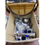 A BOX OF SILVER PLATED CONDIMENTS, A SMALL SILVER PHOTO FRAME, A HUNTING HORN AND A BAMBOO SHELF.