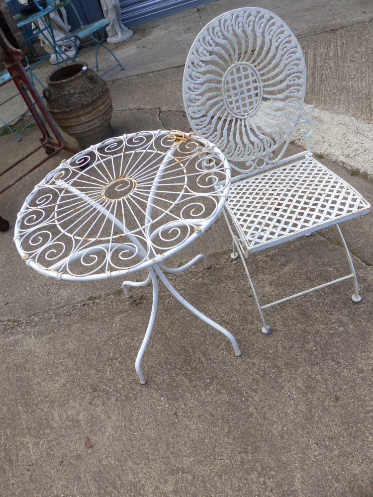 VARIOUS WROUGHT IRON PATIO FURNITURE AND A VINTAGE WROUGHT IRON CRADLE. - Image 5 of 5