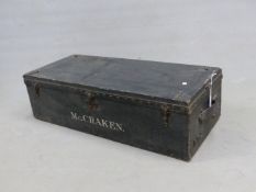 A VINTAGE AUTOMOBILE LUGGAGE BOX WITH BRASS FITTINGS. 98 x 42 x 28cms.