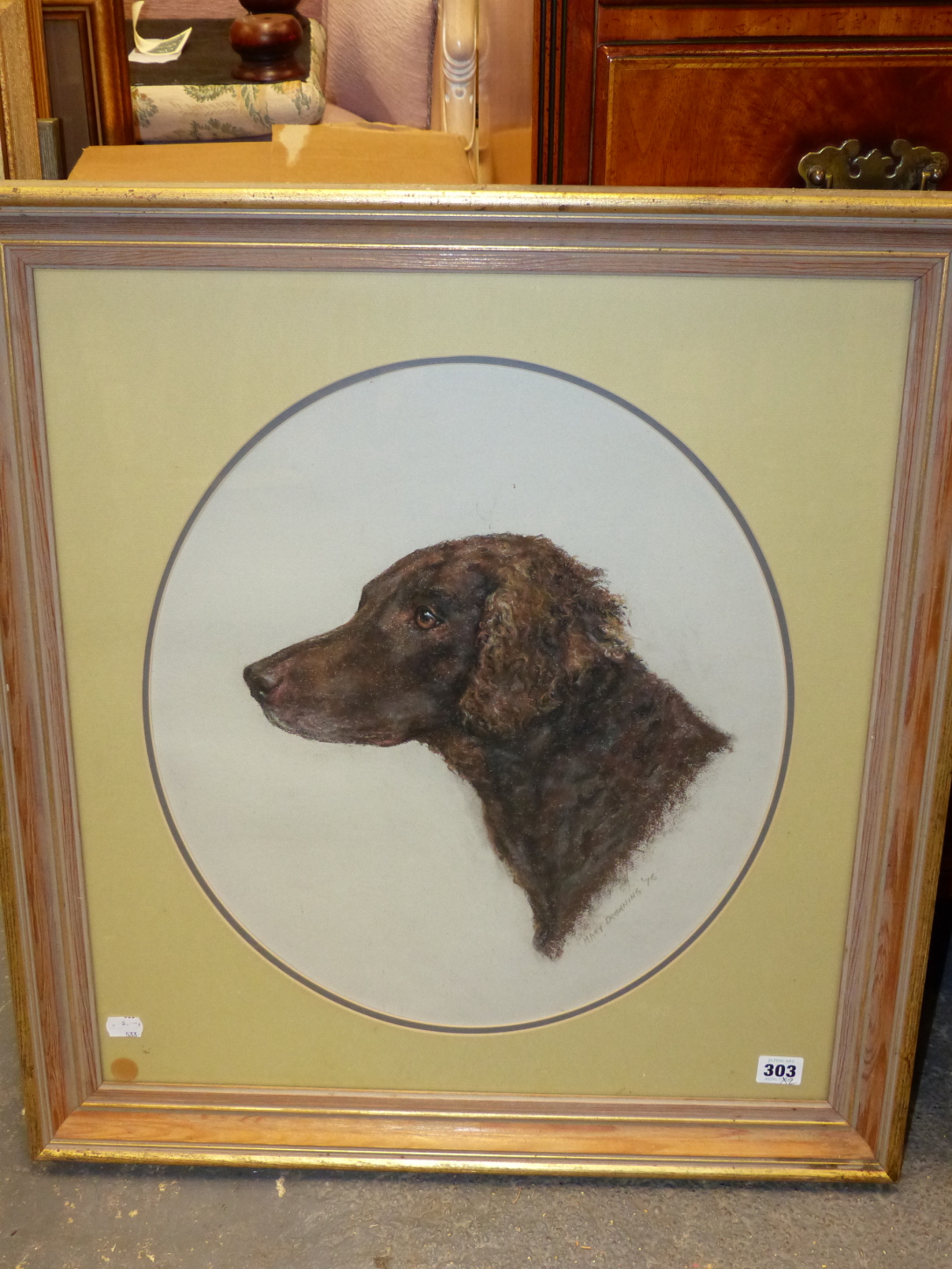 MARY BROWNING (20th/21st.C.). ARR. OVAL PORTRAIT OF A SPANIEL. PASTEL, SIGNED. H. 46cm x 40cm. - Image 2 of 6