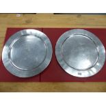 A PAIR OF CONTEMPORARY PEWTER DISHES WITH PLAIN RIMS. Dia. 40cms.