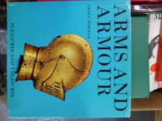 A QUANTITY OF BOOKS ON ANTIQUES, ARMS AND ARMOUR, TO INCLUDE THE SUBJECTS: SUNDIALS, CLOCKS,