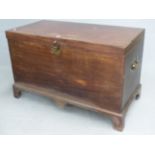 A GEORGIAN MAHOGANY COFFER, RECTANGULAR HINGED LID, BRASS HANDLES, BRACKET FEET