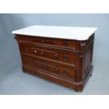 A VICTORIAN WHITE MARBLE TOPPED ROSEWOOD CHEST OF THREE GRADED DRAWERS ON BUN FEET. W 126 x D 61.5