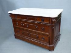 A VICTORIAN WHITE MARBLE TOPPED ROSEWOOD CHEST OF THREE GRADED DRAWERS ON BUN FEET. W 126 x D 61.5