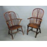 A YEW AND OAK WINDSOR CHAIR, THE SADDLE SEAT ON TURNED CYLINDRICAL FRONT LEGS ON SPINDLE FEET
